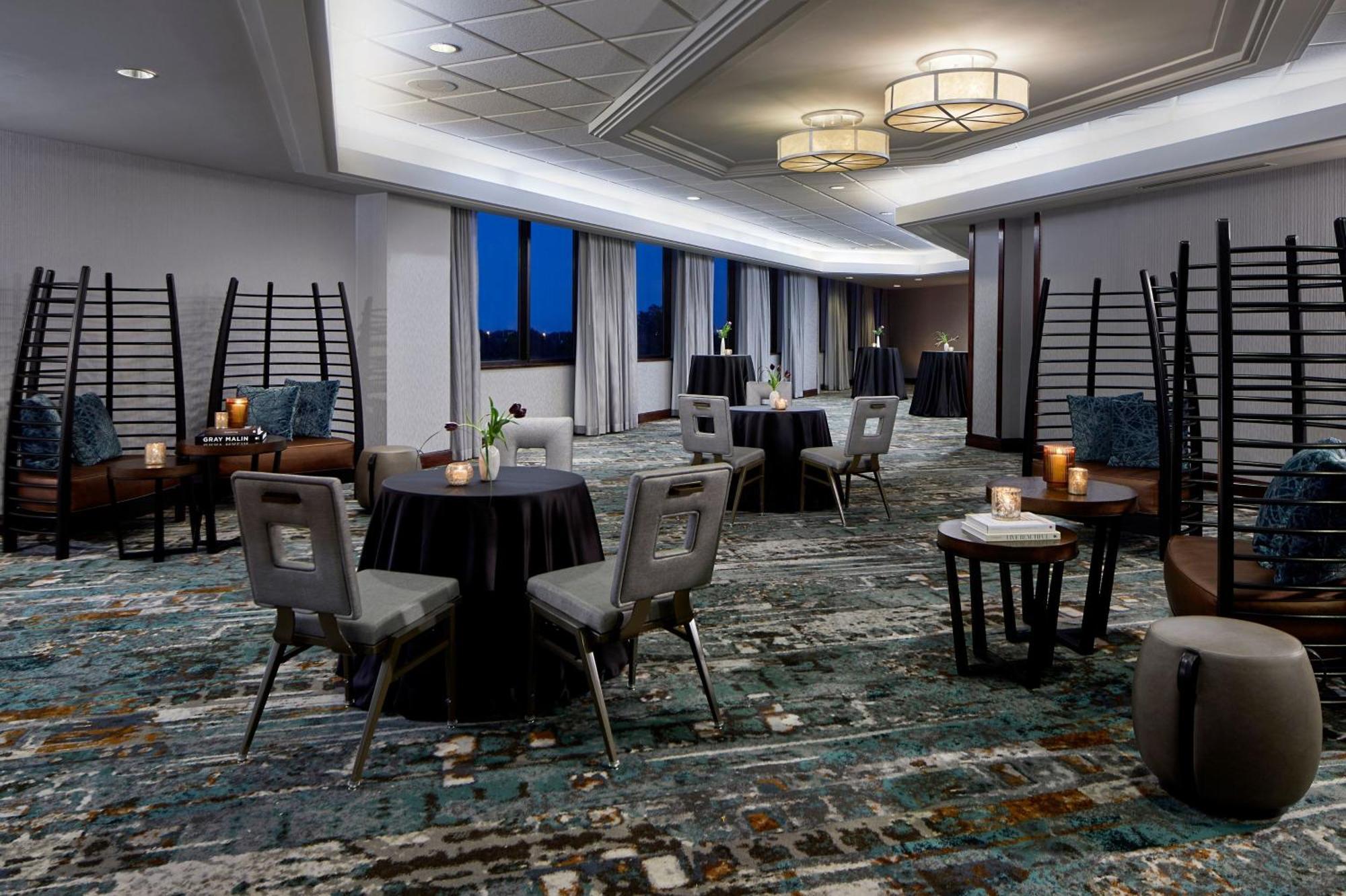 Renaissance Mobile Riverview Plaza Hotel Екстериор снимка