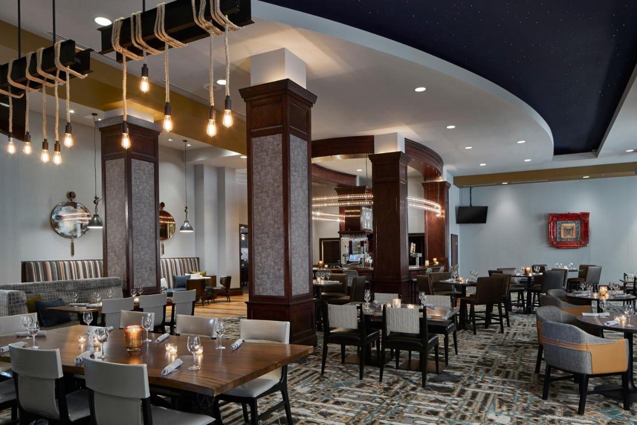 Renaissance Mobile Riverview Plaza Hotel Екстериор снимка