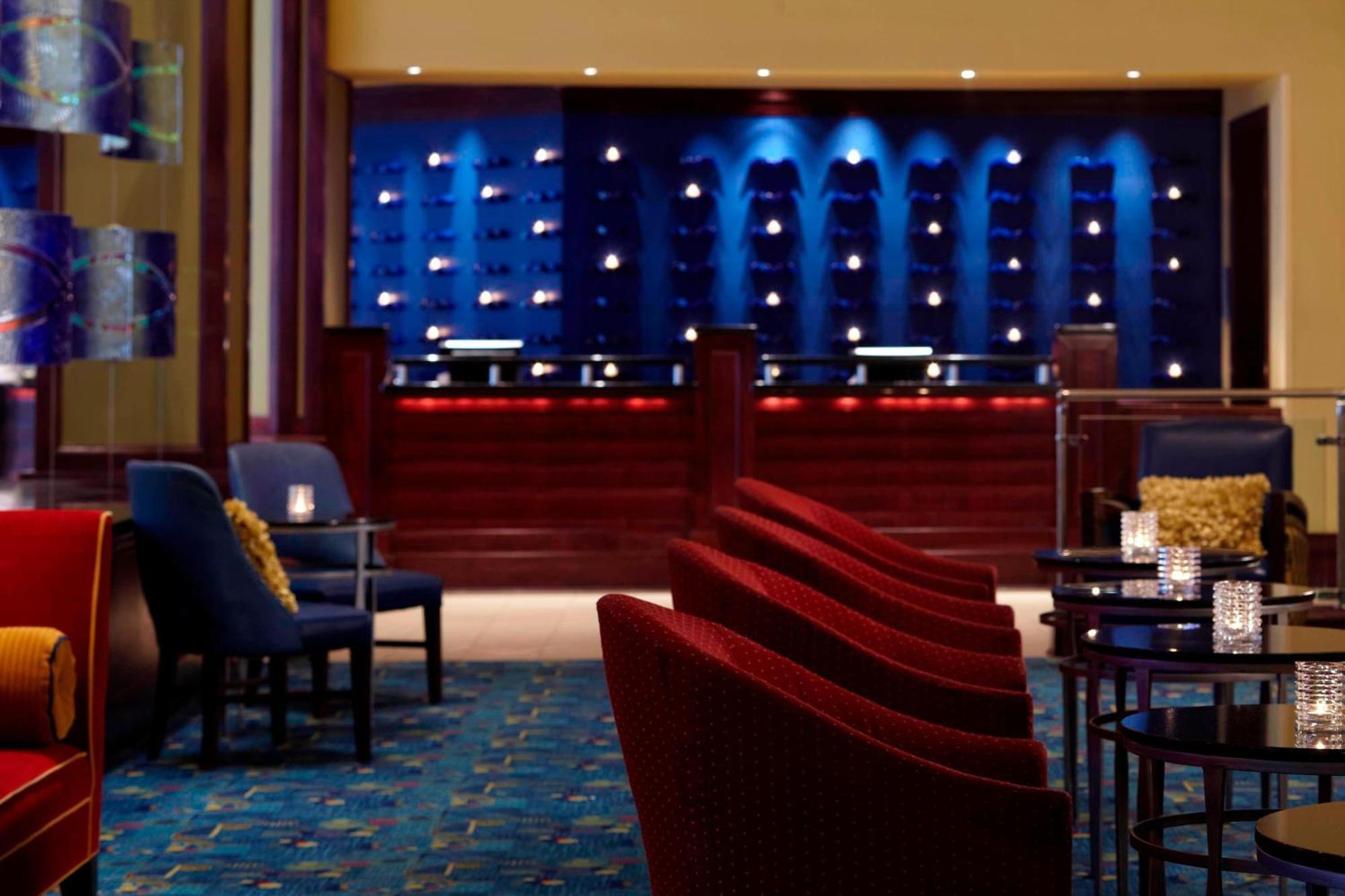 Renaissance Mobile Riverview Plaza Hotel Екстериор снимка