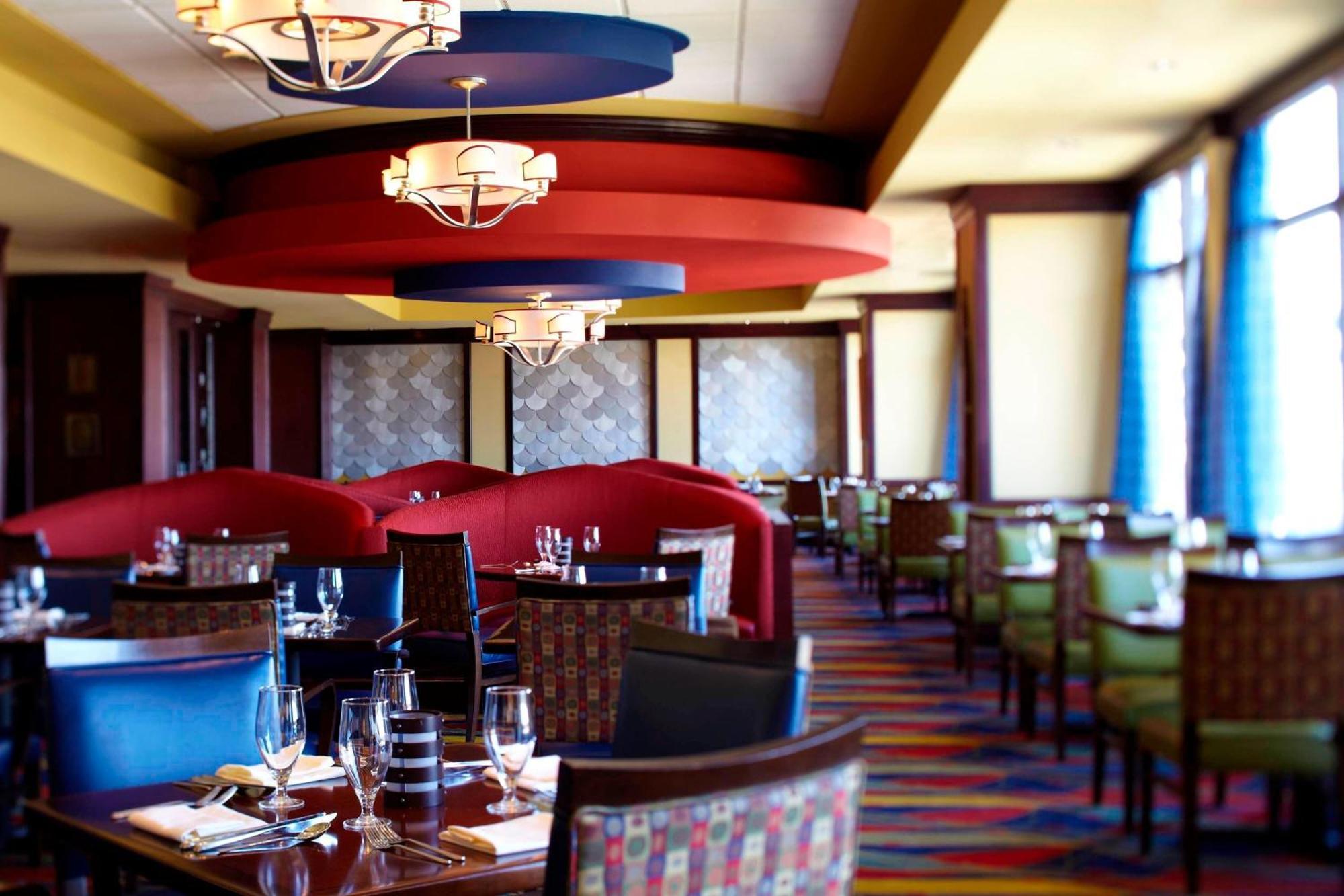 Renaissance Mobile Riverview Plaza Hotel Екстериор снимка