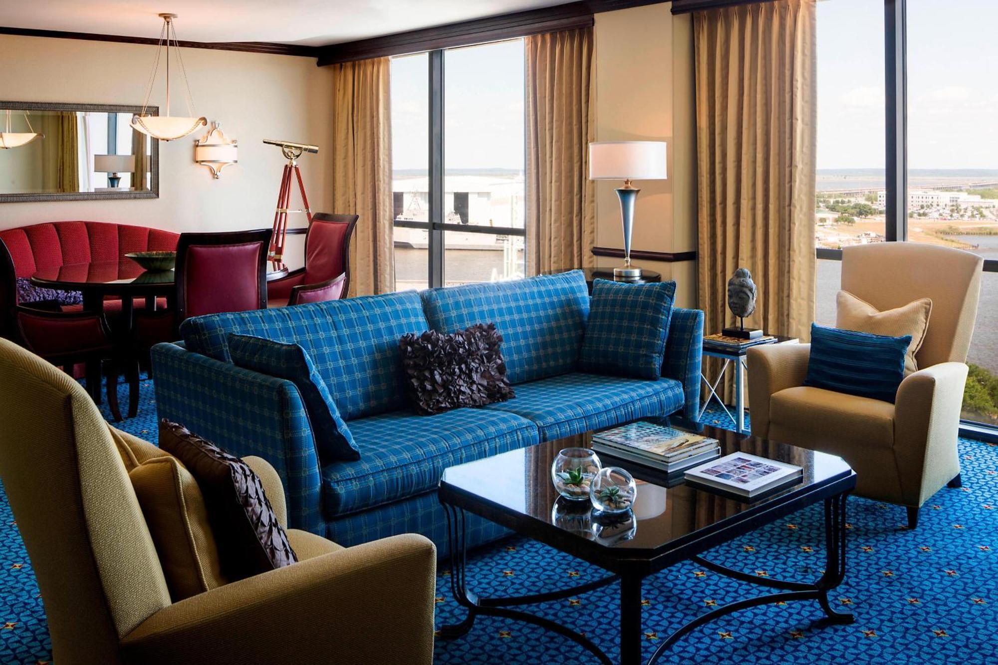 Renaissance Mobile Riverview Plaza Hotel Екстериор снимка