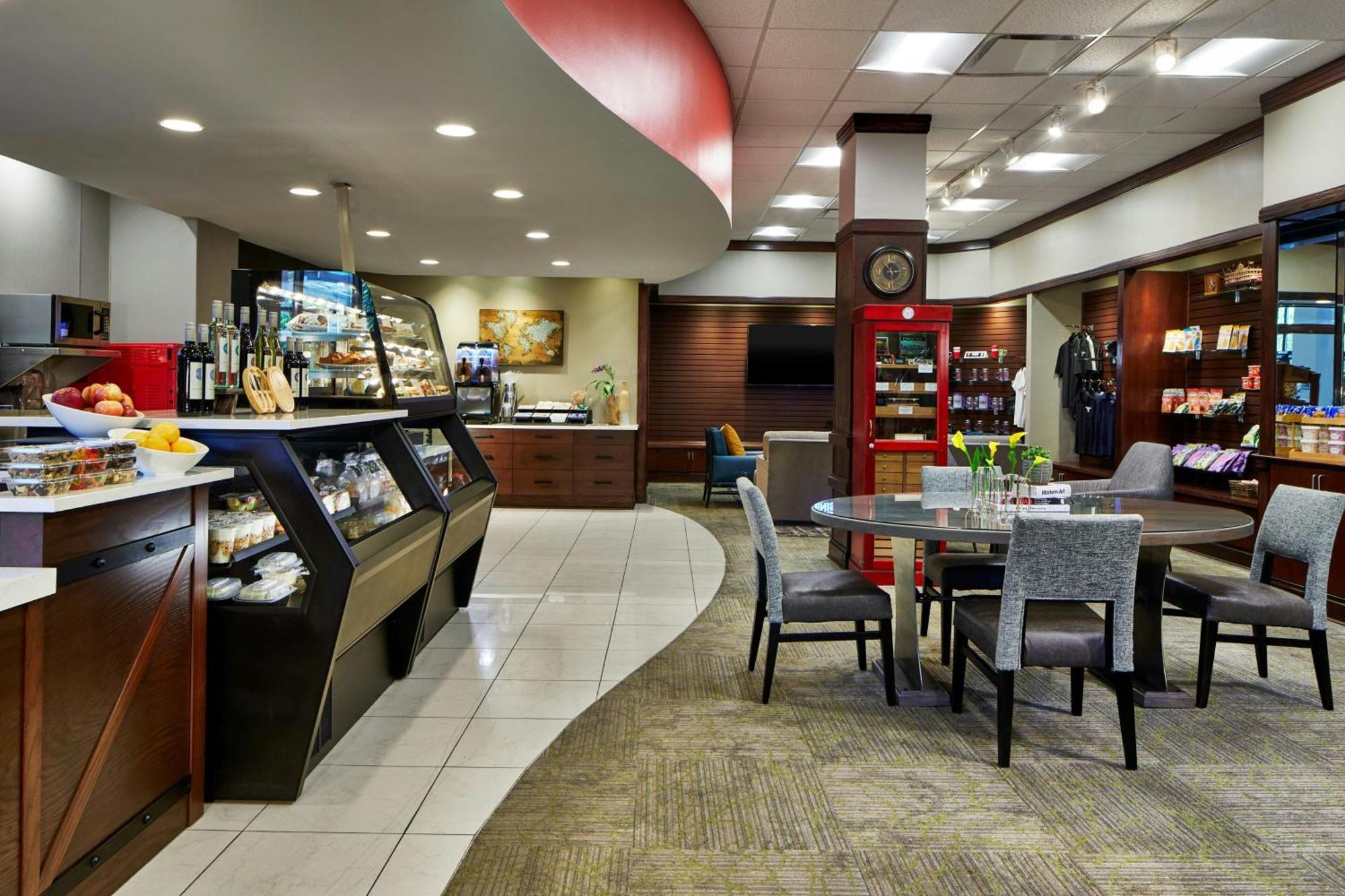 Renaissance Mobile Riverview Plaza Hotel Екстериор снимка